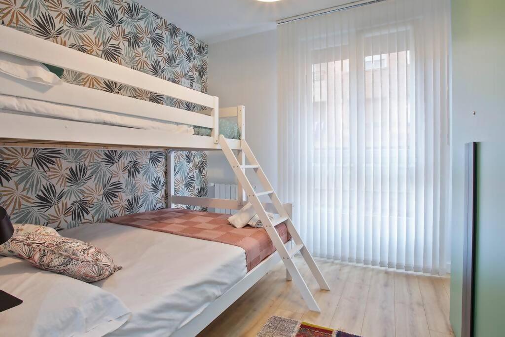 Ferienwohnung Zubietetxea Nuevo Con Garage Urbano Gratis Bilbao Exterior foto