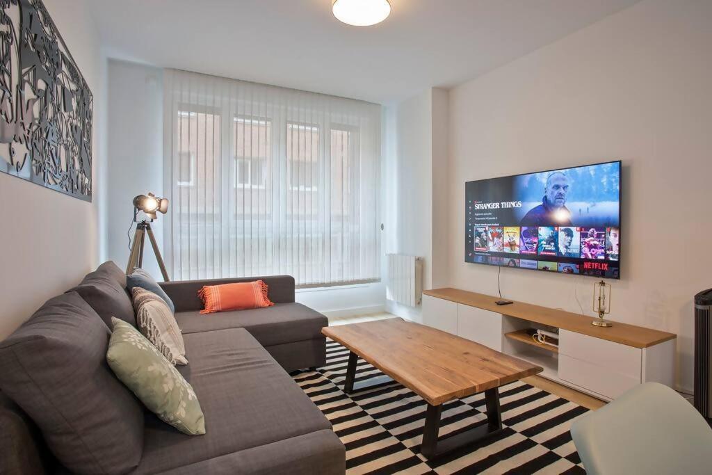 Ferienwohnung Zubietetxea Nuevo Con Garage Urbano Gratis Bilbao Exterior foto